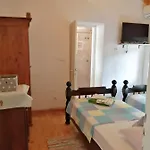 Rustical 아파트