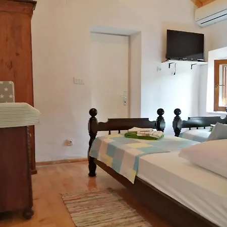 Rustical Διαμέρισμα *